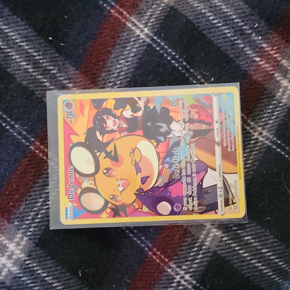 Dedenne full art holo